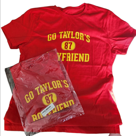 Go Taylor's Boyfriend #87 T-Shirt - Picture 4 of 9